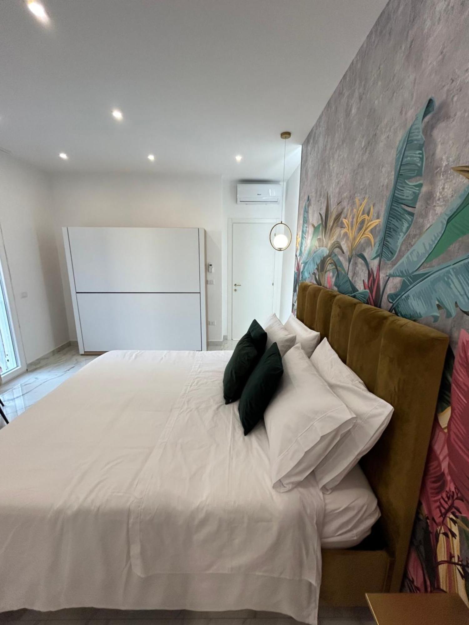 Savior Deluxe Rooms Nápoles Exterior foto