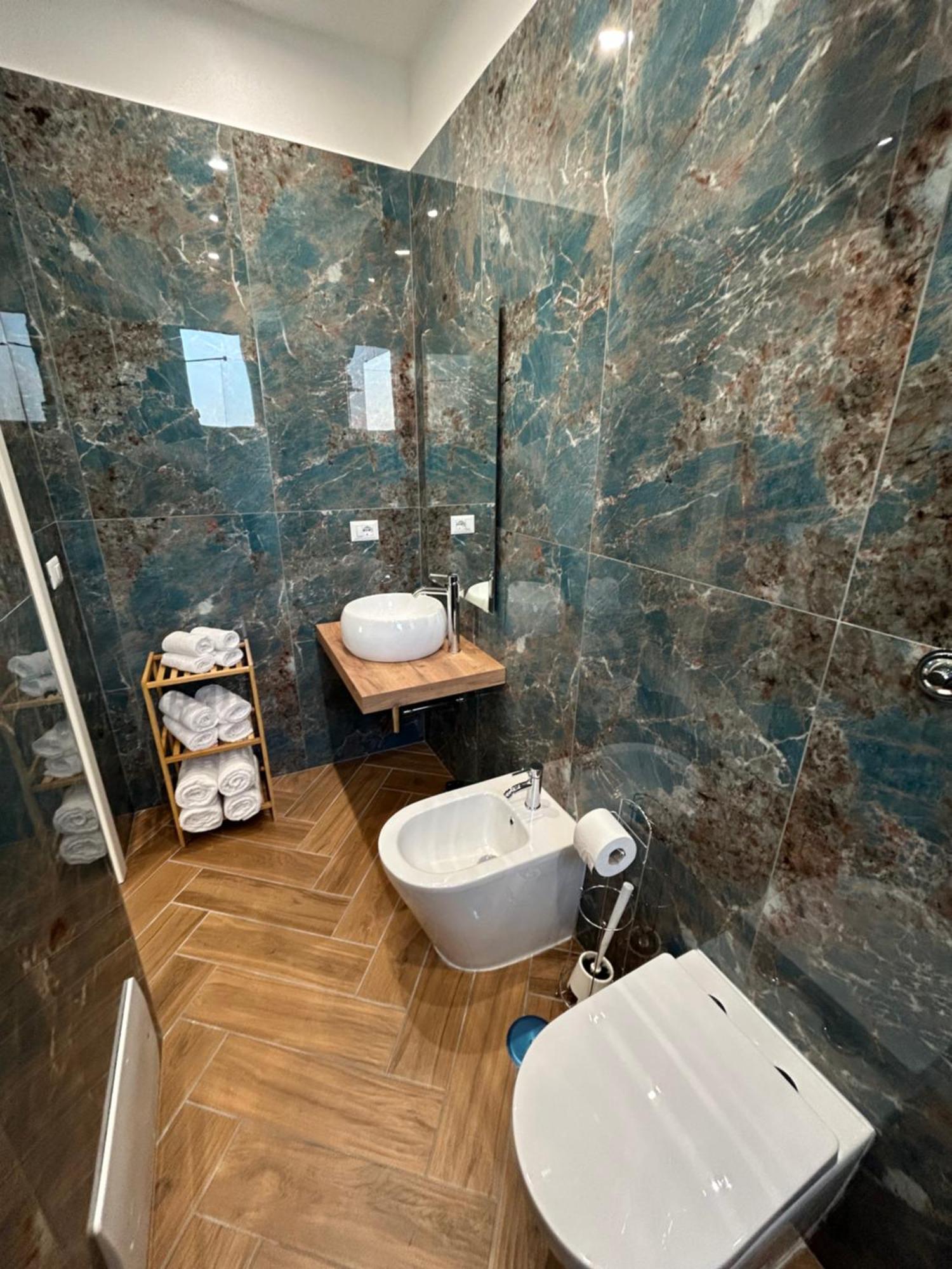 Savior Deluxe Rooms Nápoles Exterior foto