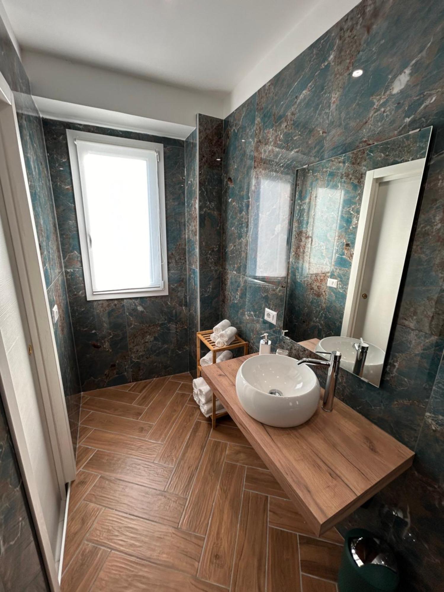 Savior Deluxe Rooms Nápoles Exterior foto